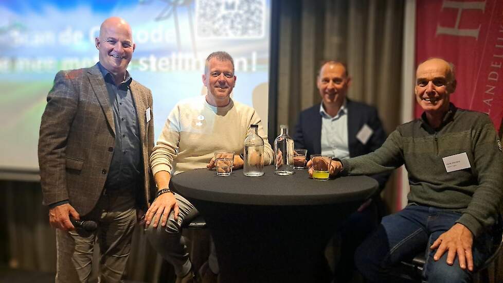 Van links naar rechts: Ron Mulders, Niels Zuurbier, Bart Kuin en Henk Westers.
